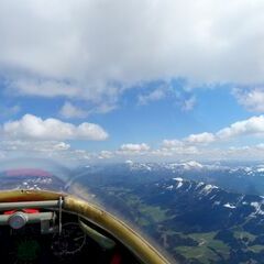 Flugwegposition um 10:54:54: Aufgenommen in der Nähe von Gemeinde Kirchbach, Österreich in 2168 Meter